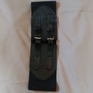 Black two buckle belt